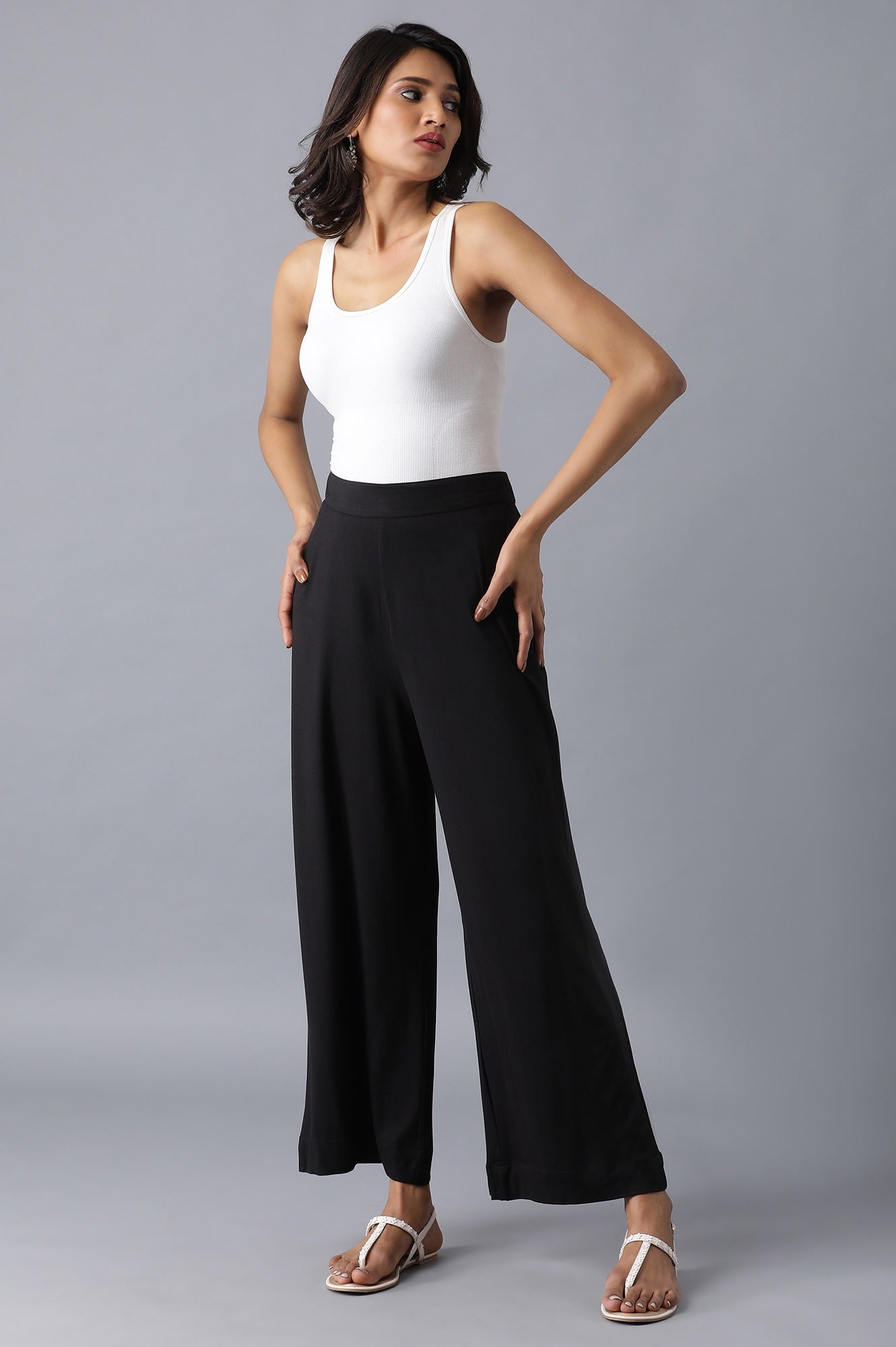 Black Solid Straight Fit Cotton Palazzo