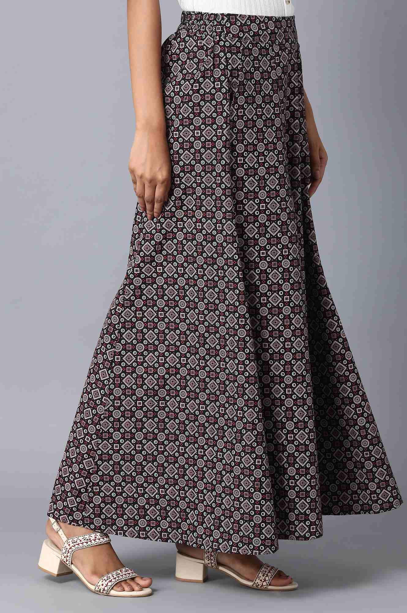 Black Geometric Printed Flared Cotton Palazzo With Elasticated Waist