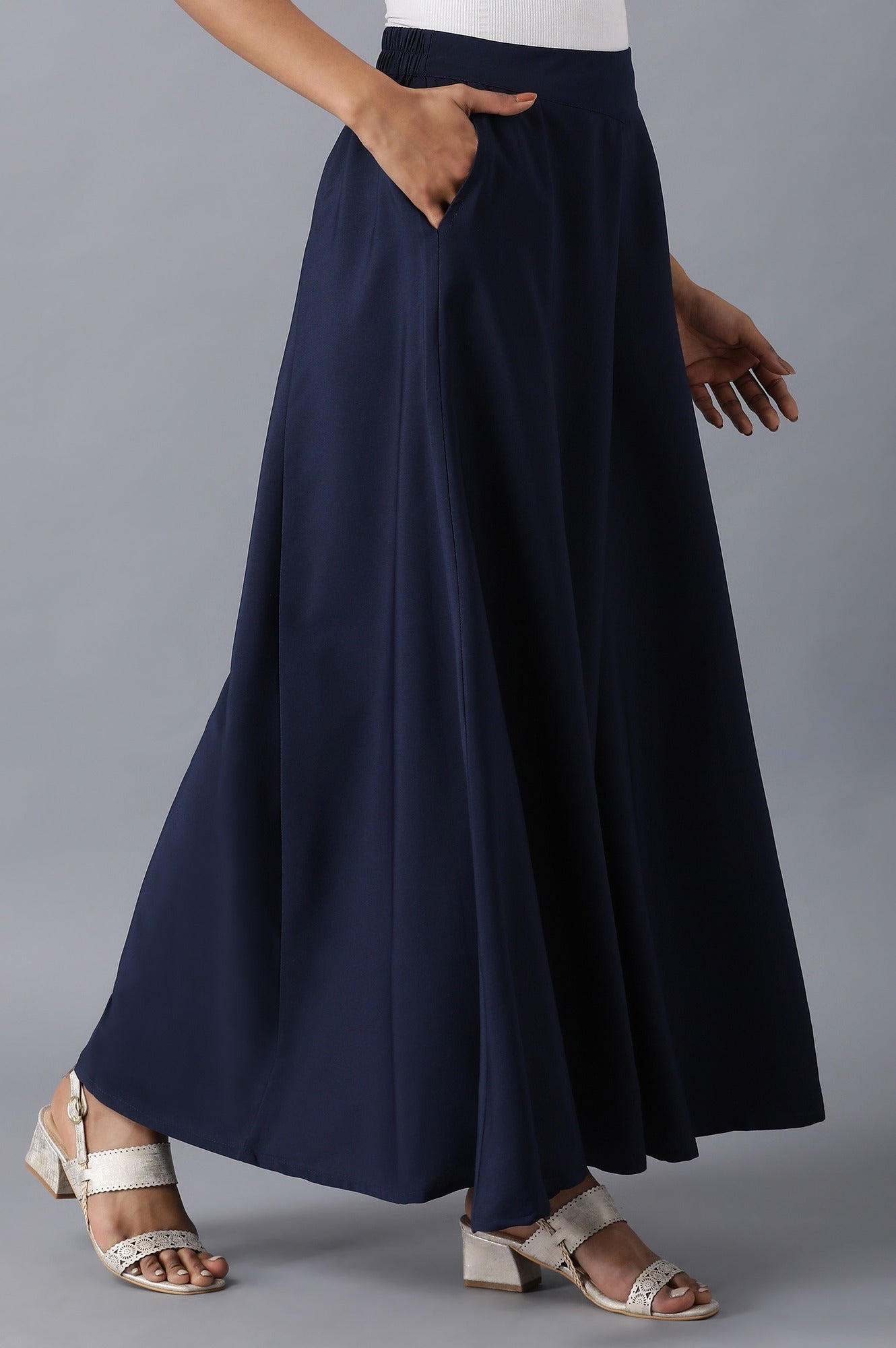 Navy Blue Solid Flared Cotton Palazzo With Slip On Closure