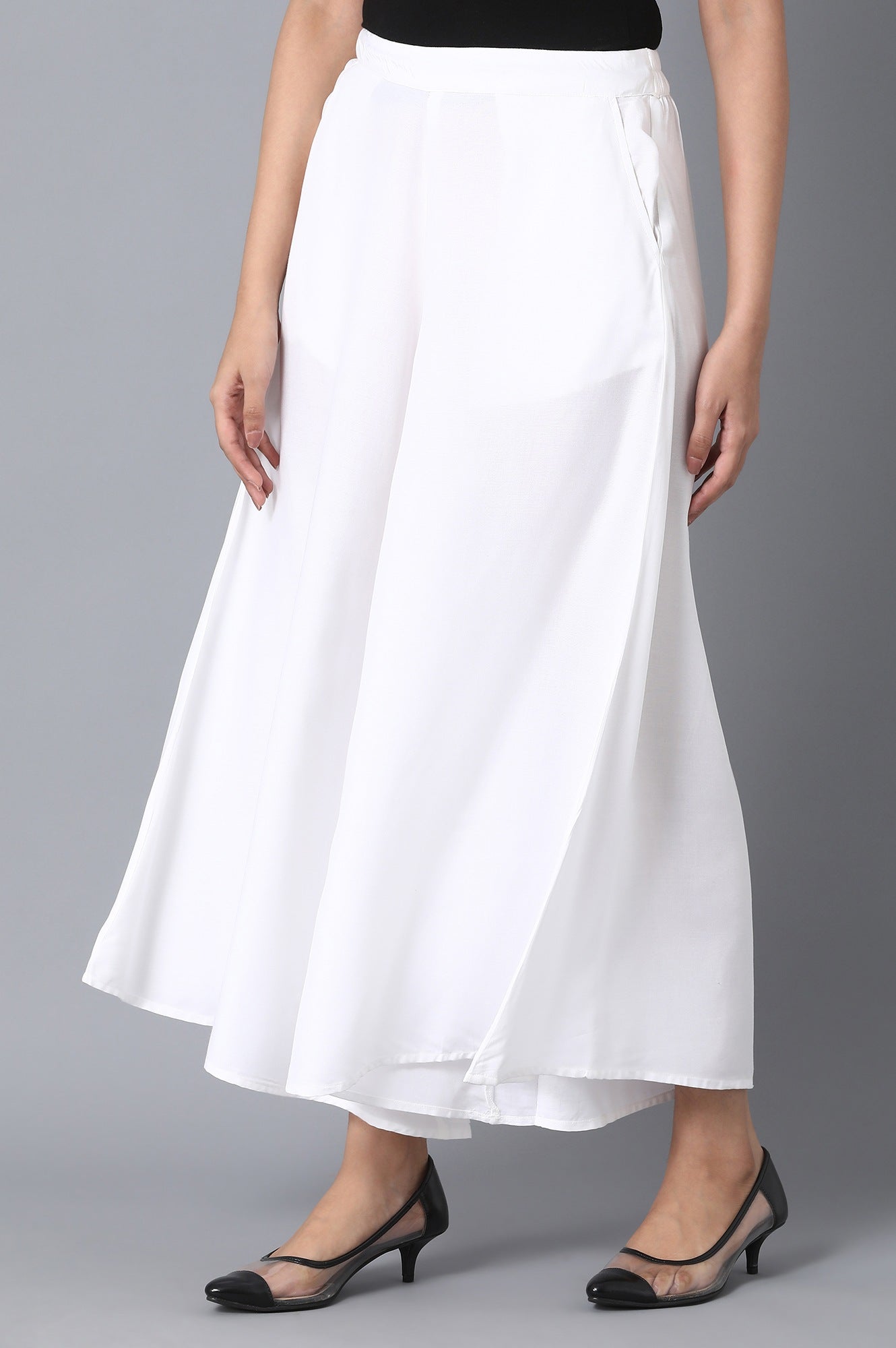 White Solid Flared Cotton Culottes With Elasticated Waist