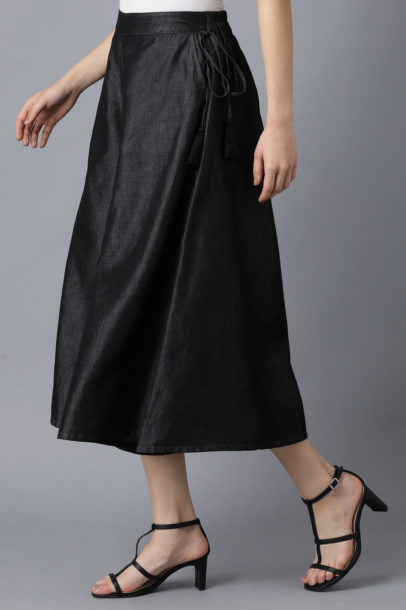 Black Solid Flared Cotton Culottes With Elasticated Waist