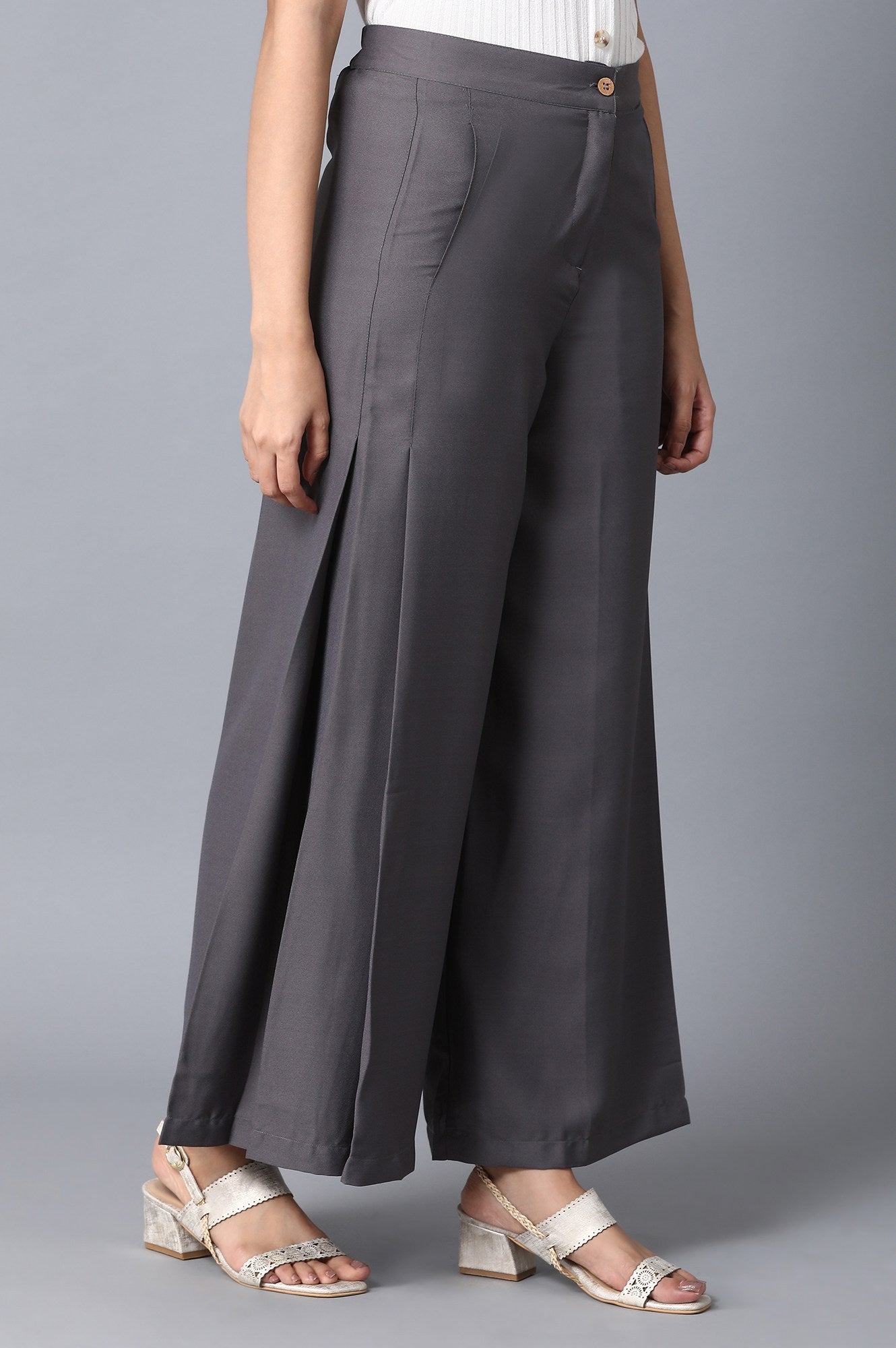 Grey Solid Flared Woven Palazzo With Front Zip