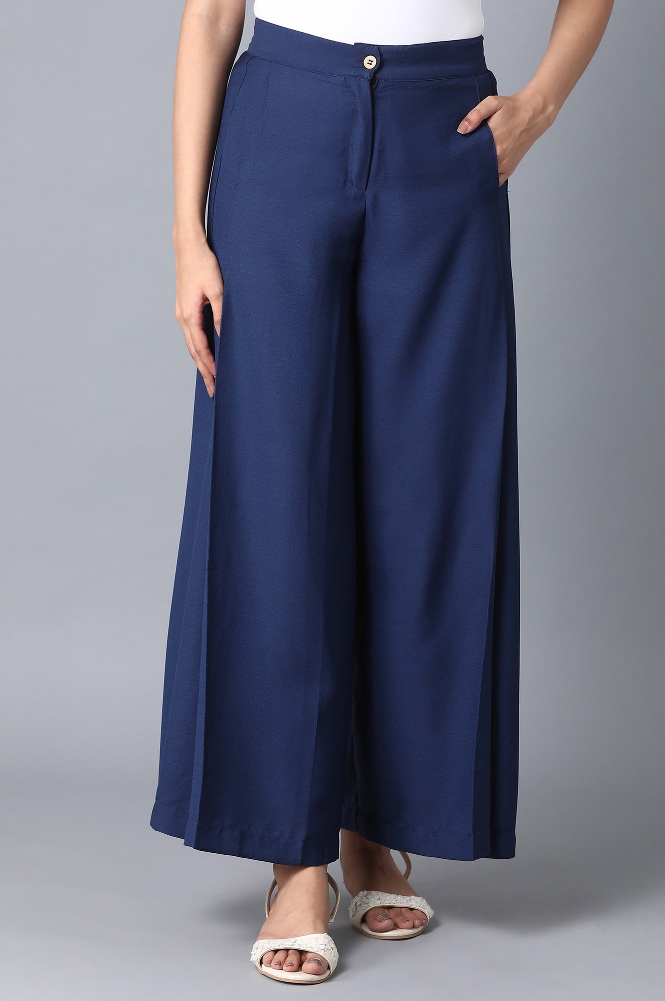 Blue Solid Flared Woven Palazzo With Front Zip Closure