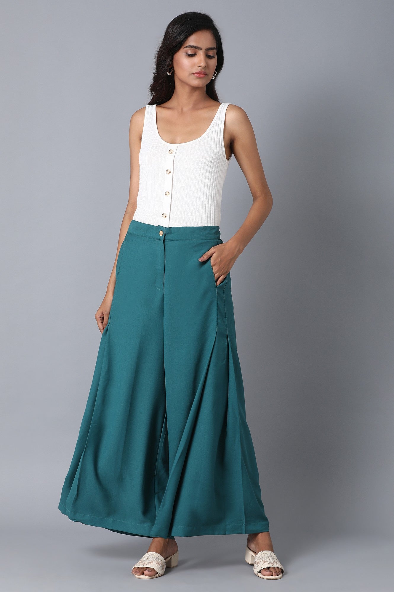 Teal Green Solid Flared Woven Palazzo with Front Zip