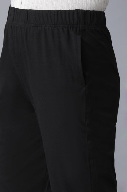 Black Solid Straight Fit Cotton Pants With Elasticated Waistband
