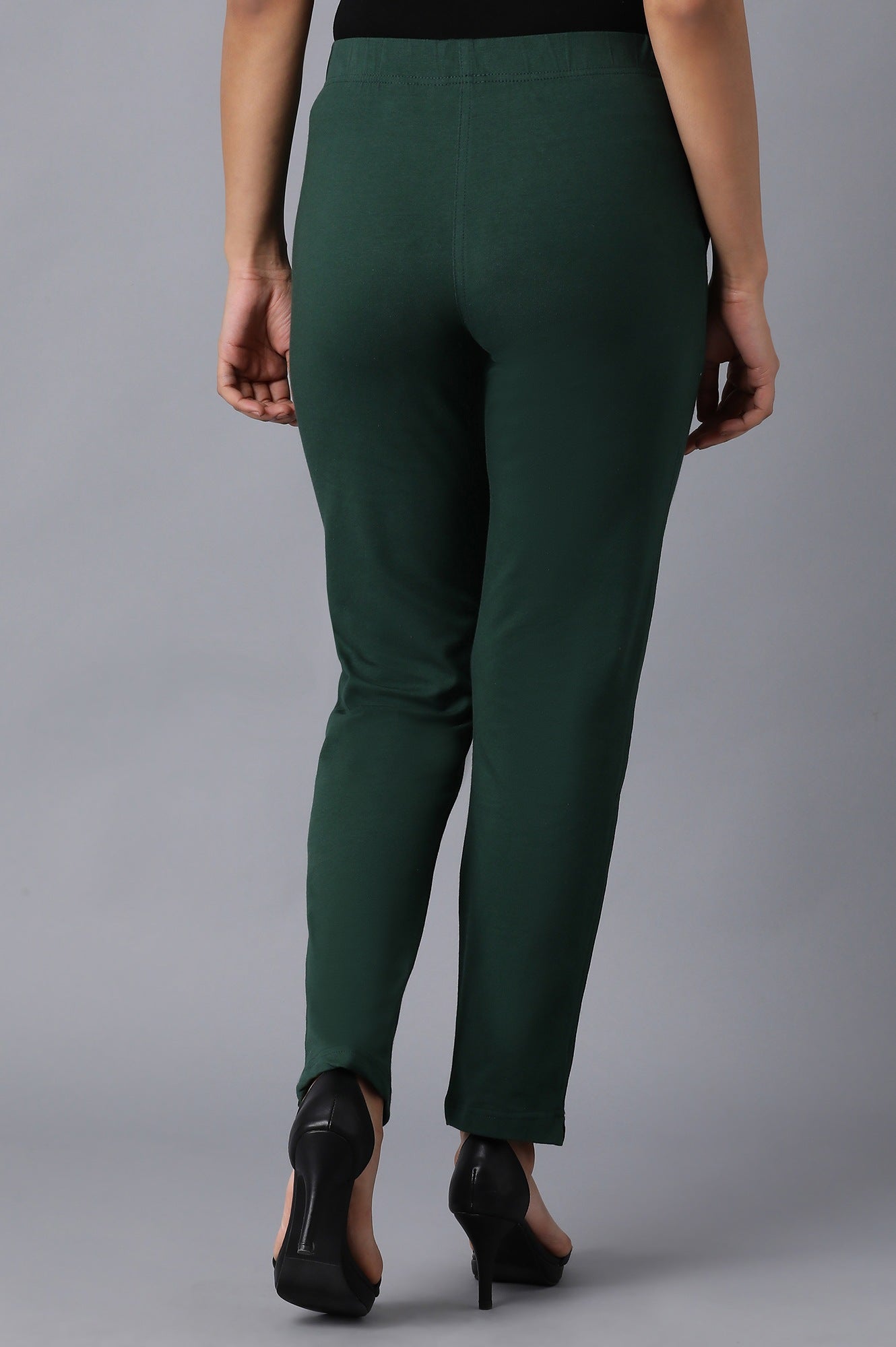 Dark Green Solid Straight Fit Cotton Pants With Elasticated Waistband
