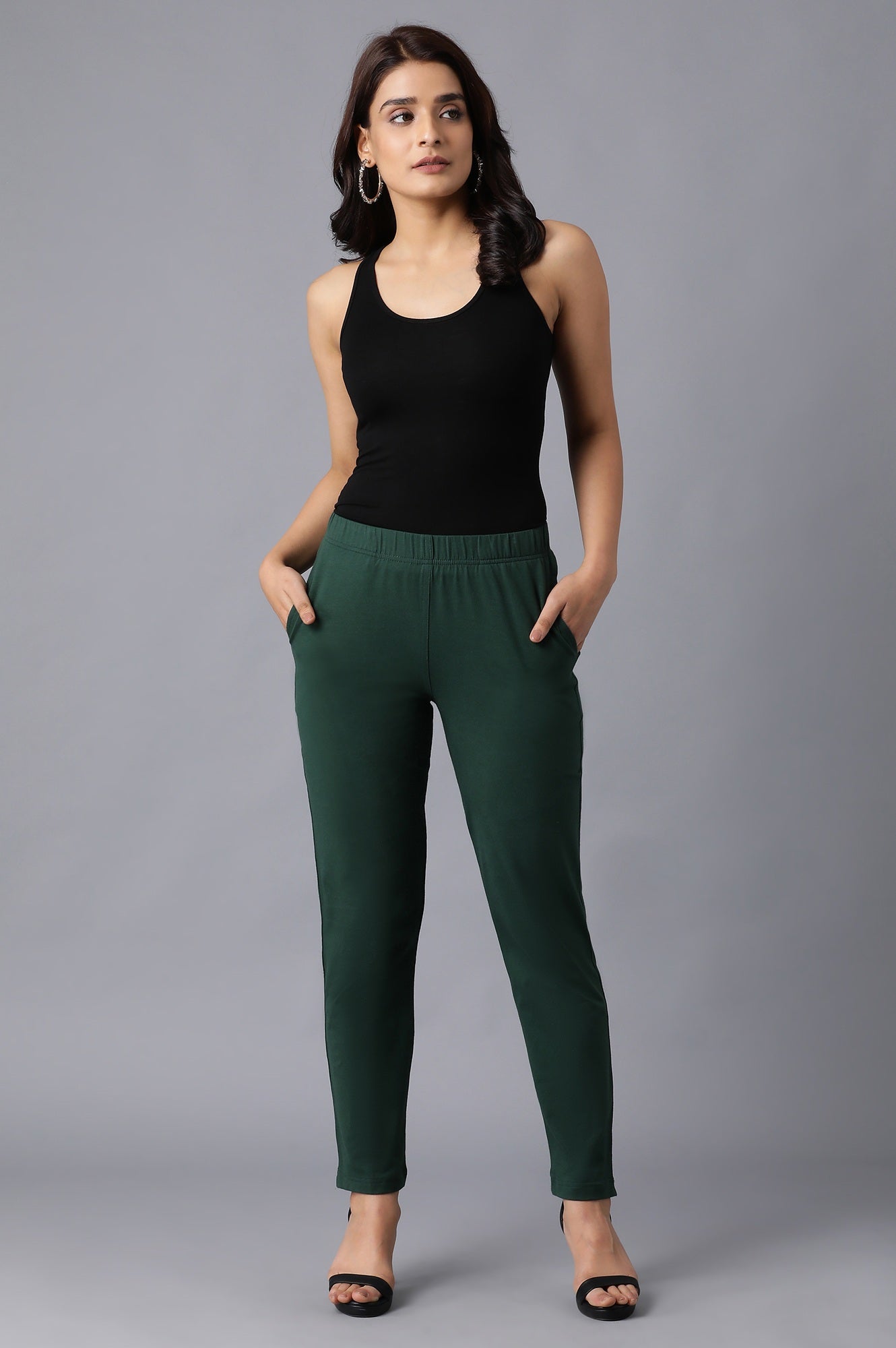 Dark Green Solid Straight Fit Cotton Pants With Elasticated Waistband
