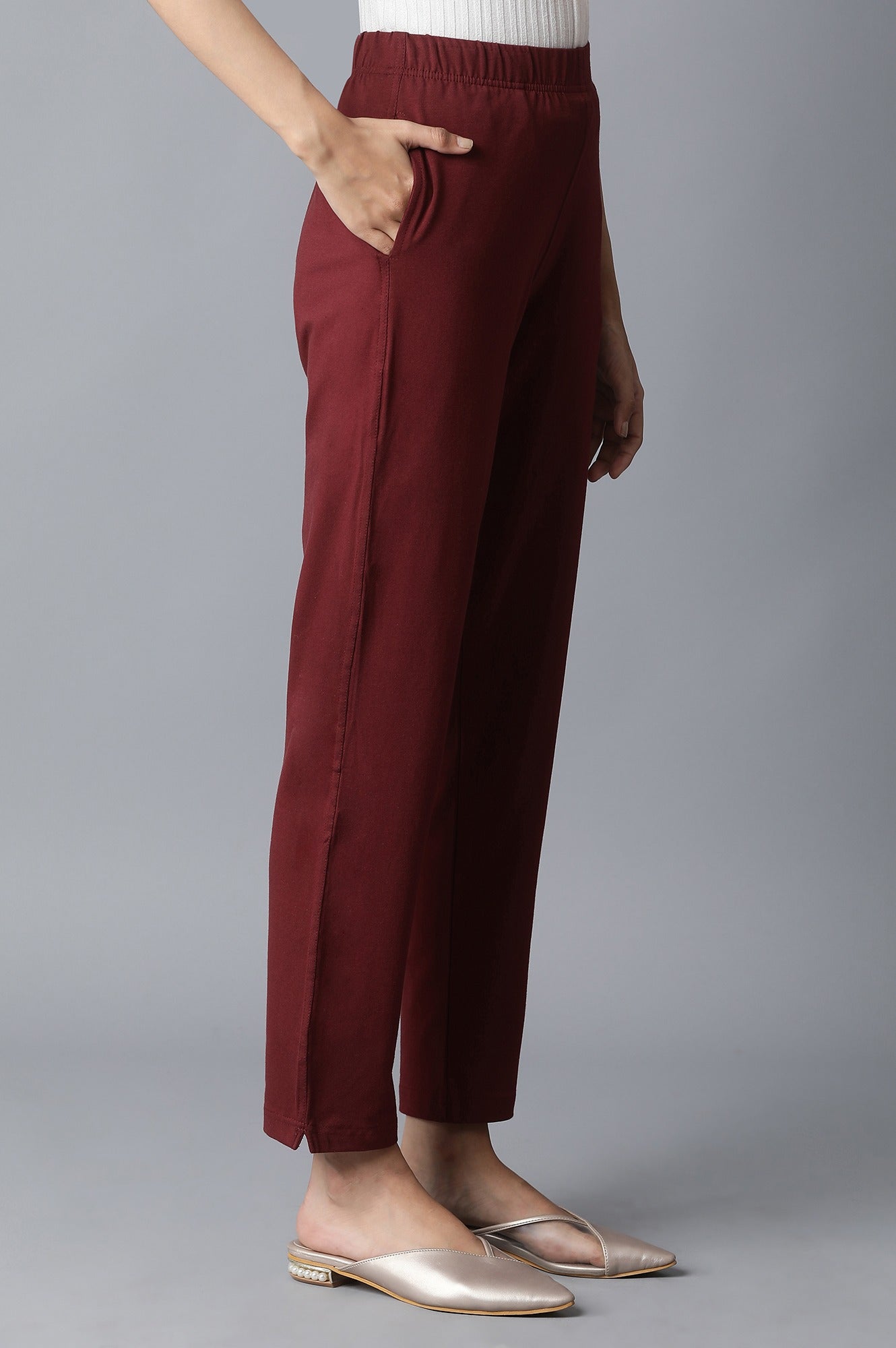 Maroon Solid Straight Fit Cotton Pants With Elasticated Waist