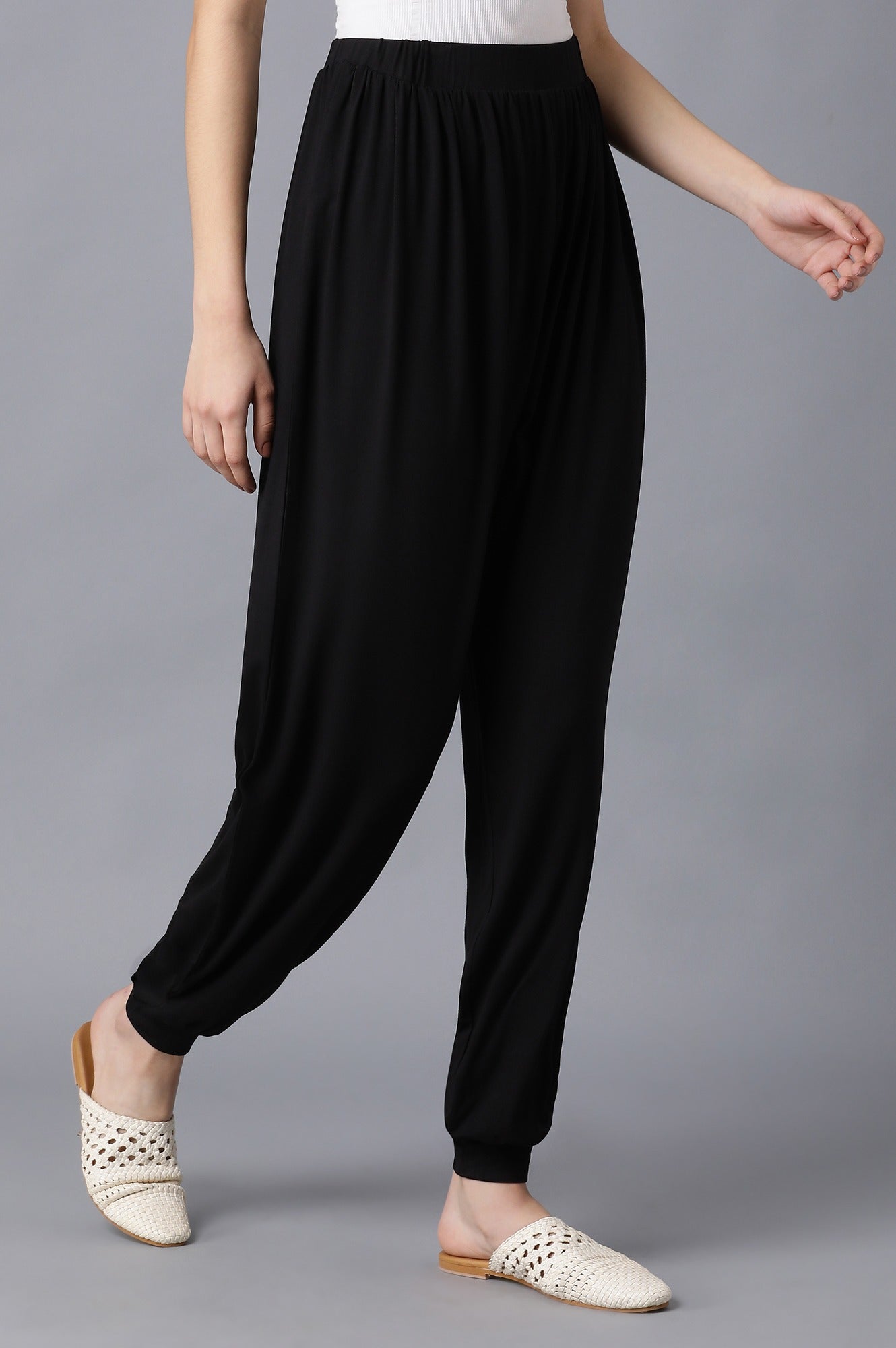 Black Solid Flared Pants With Elasticated Waist