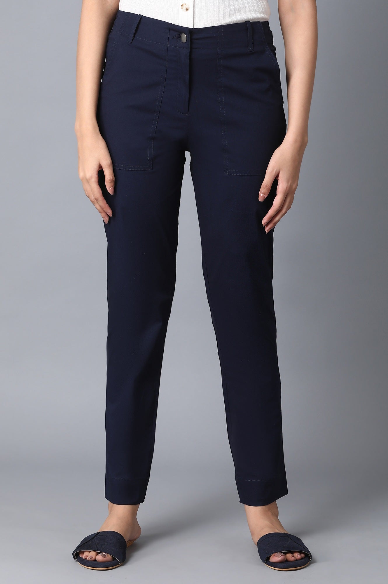 Navy Blue Solid Slim Fit Cotton Pants With Front Zip Closure