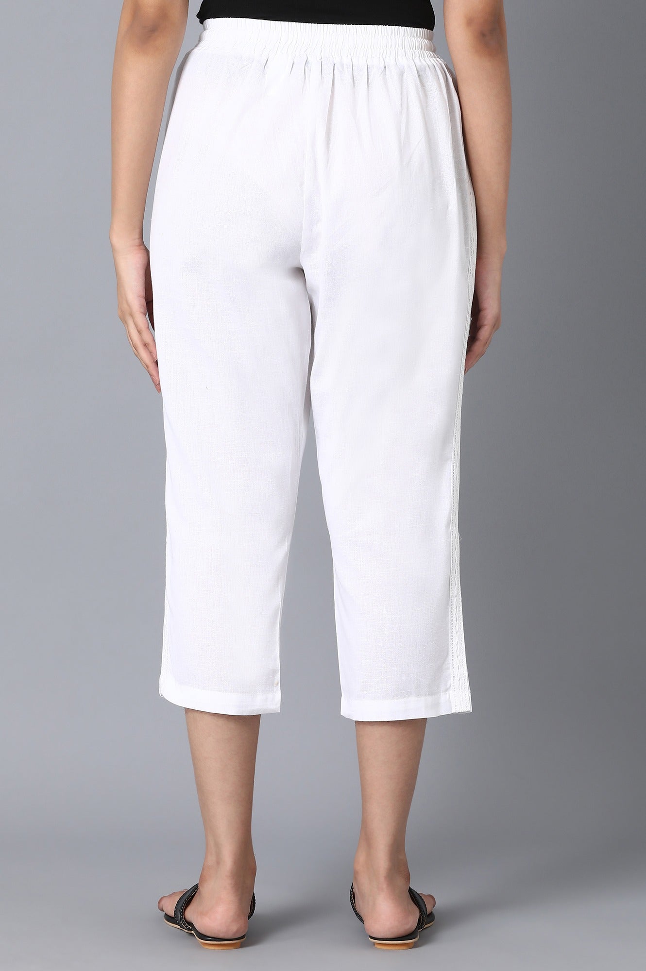 White Solid Straight Fit Cotton Pants With Drawstring