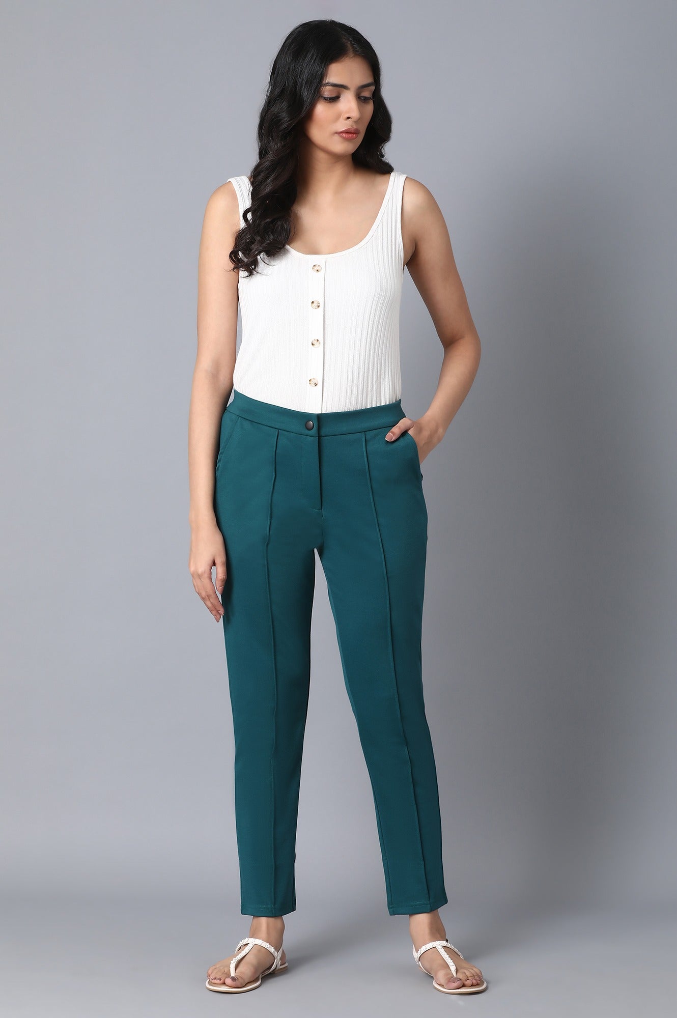 Green Solid Straight Fit Pants With Front Zip