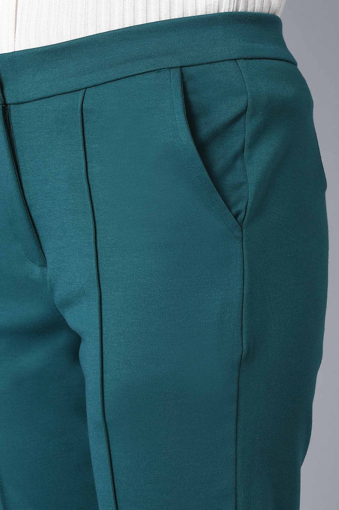 Green Solid Straight Fit Pants With Front Zip