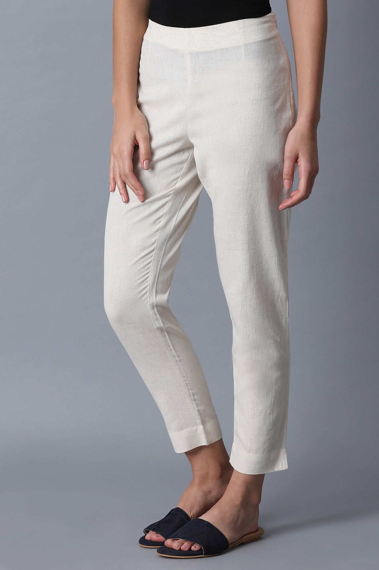 White Solid Mid-Rise Cotton Flax Slim Pants