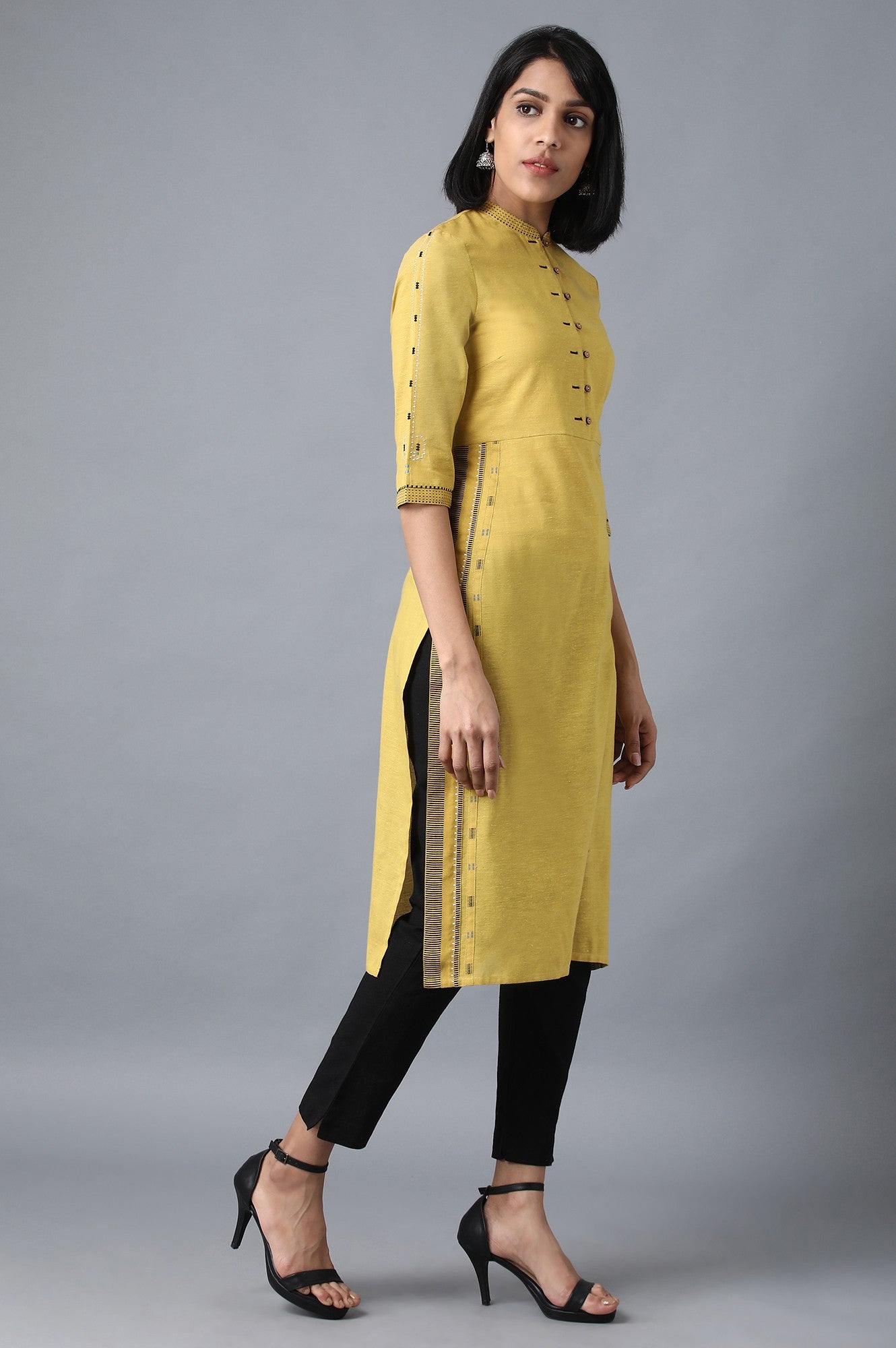 Yellow Mandarin Neck kurta