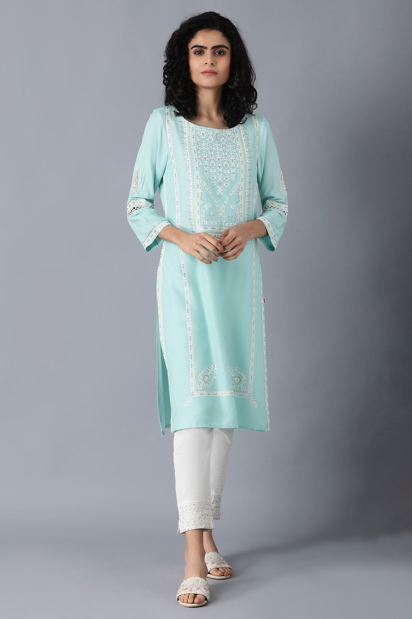 Blue Round Neck Glitter Printed Livaeco kurta