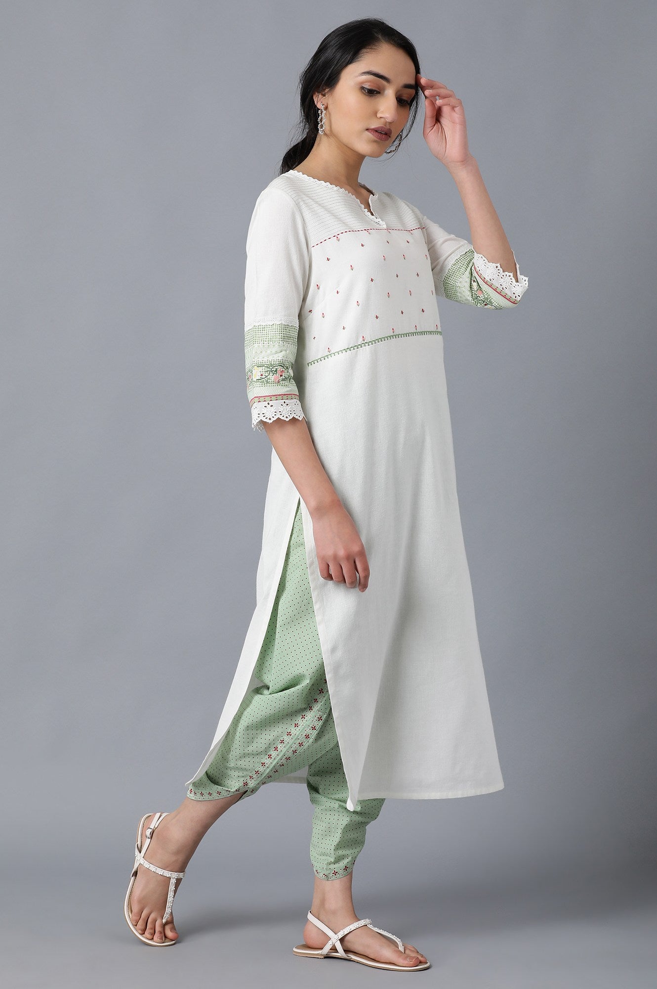 Ecru Round Neck Printed kurta