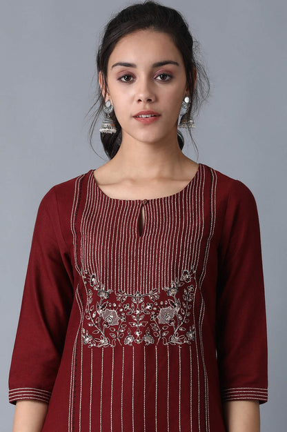 Maroon Round Neck Embroidered kurta