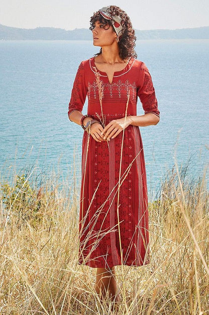 Maroon Round Neck Printed Livaeco kurta - wforwoman