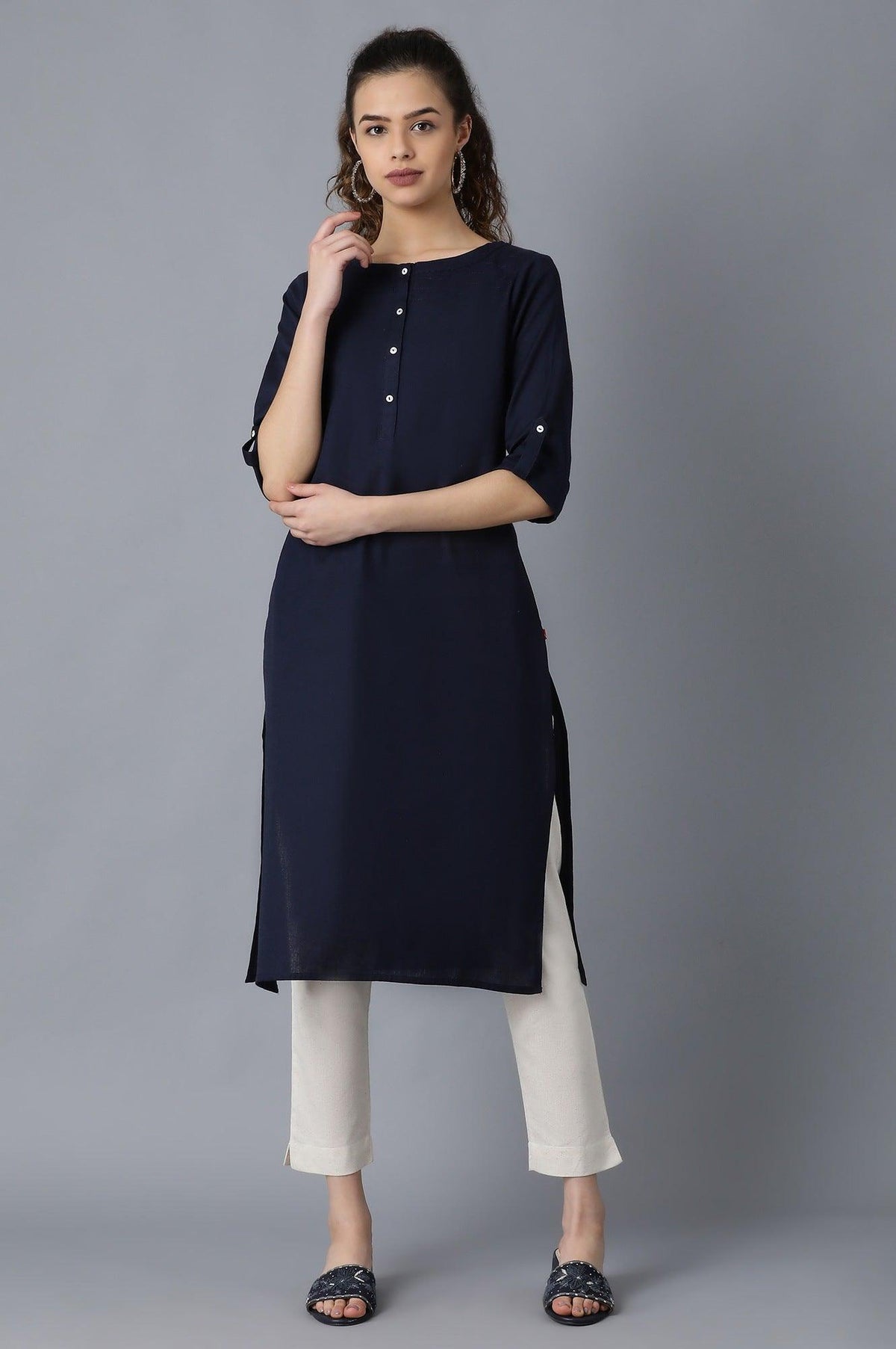 Navy Blue Solid Straight Kurta - XS