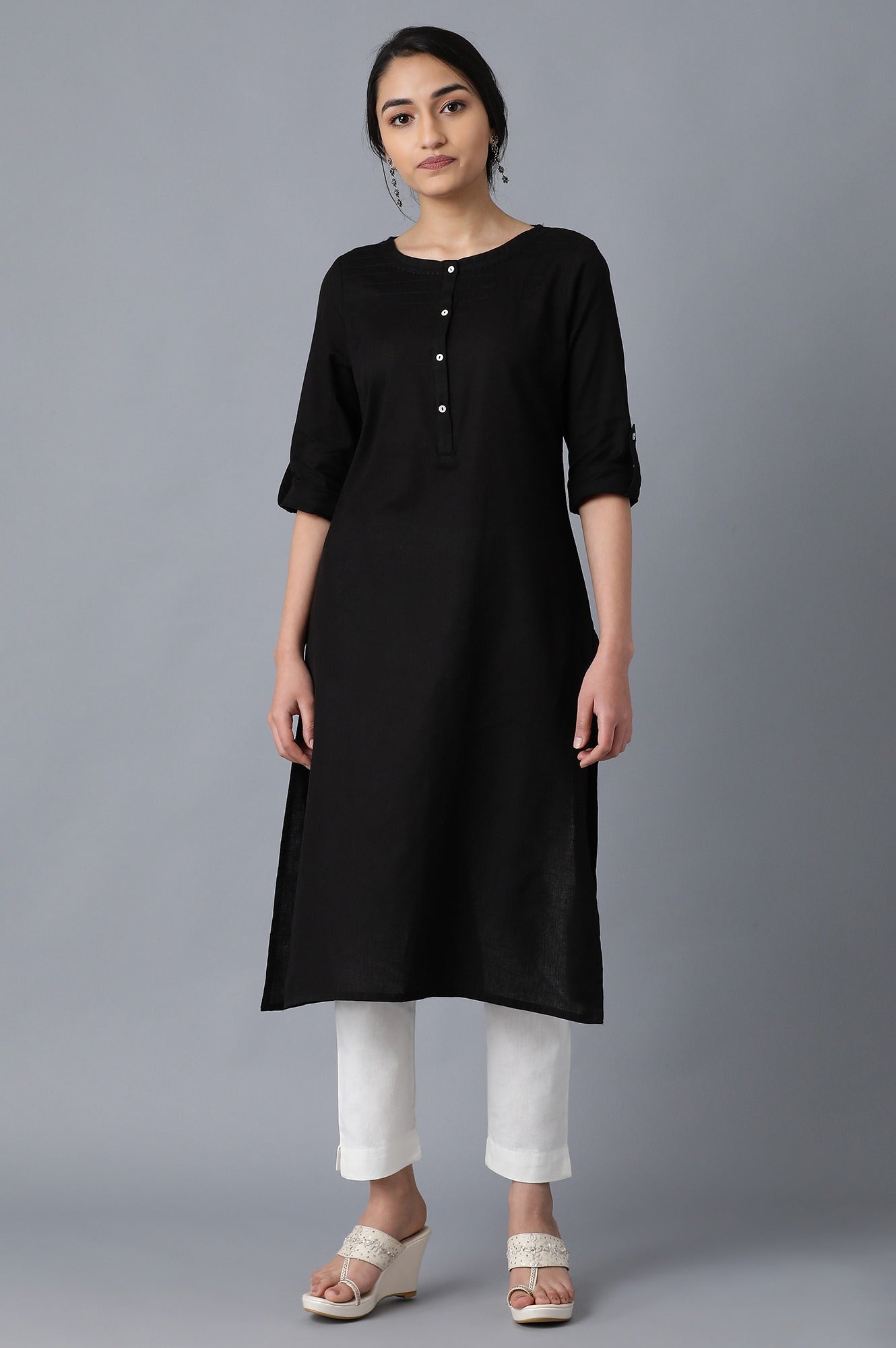 Black Round Neck Solid kurta