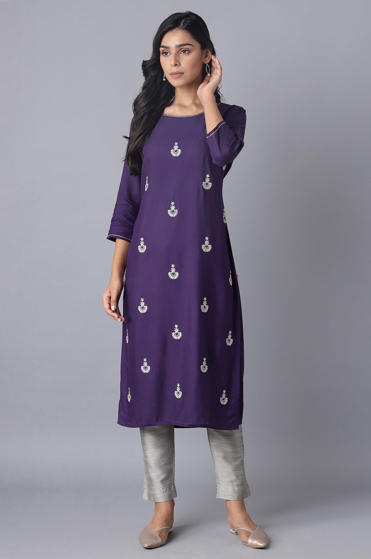 Purple kurta with Buti Embroidery - XS