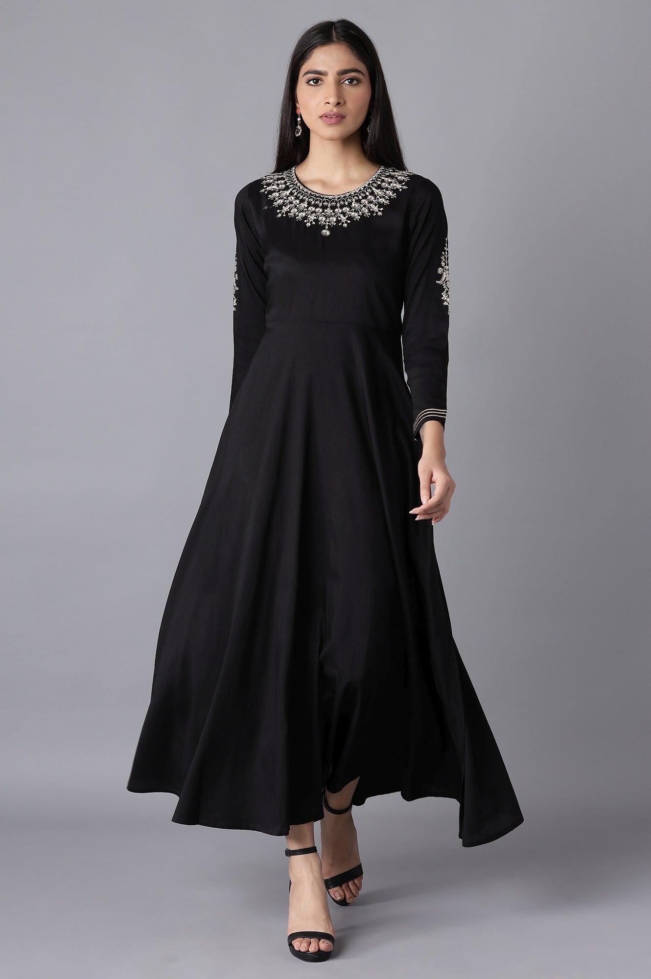 Black Dress with Embroidery - wforwoman