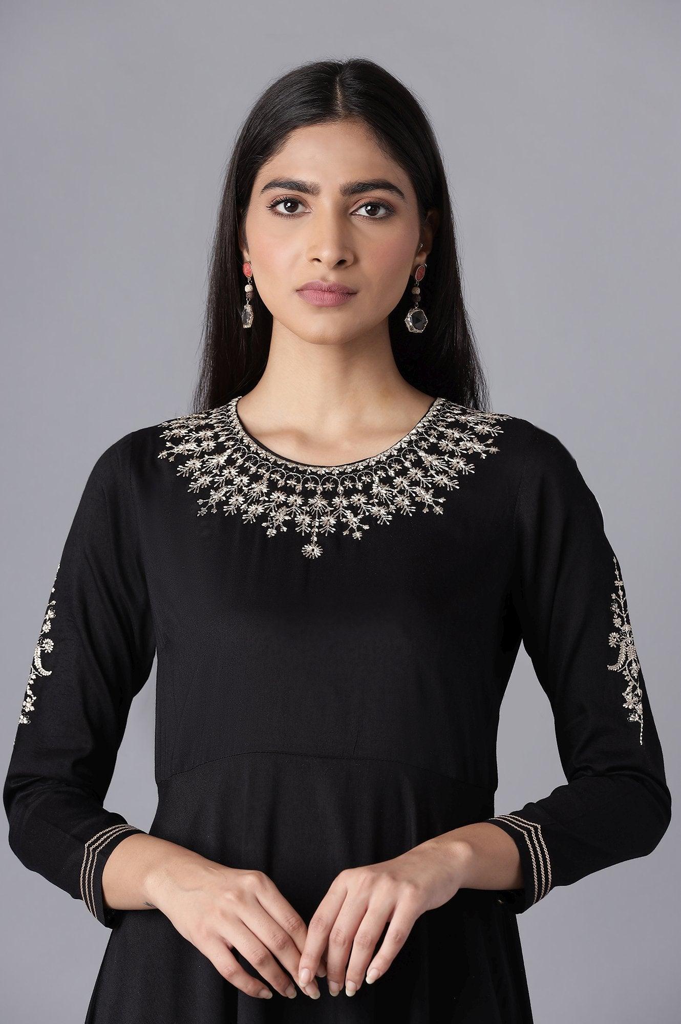 Black Dress with Embroidery - wforwoman