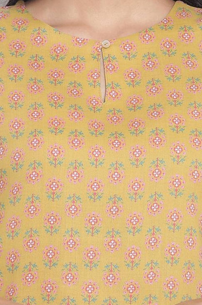 Yellow Floral Printed Short Sleeves Straight Rayon Kurta
