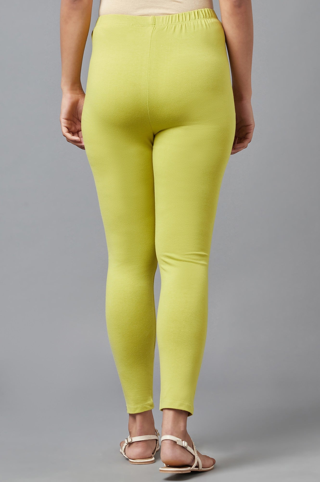 Green Solid Skinny Fit Cotton Tights