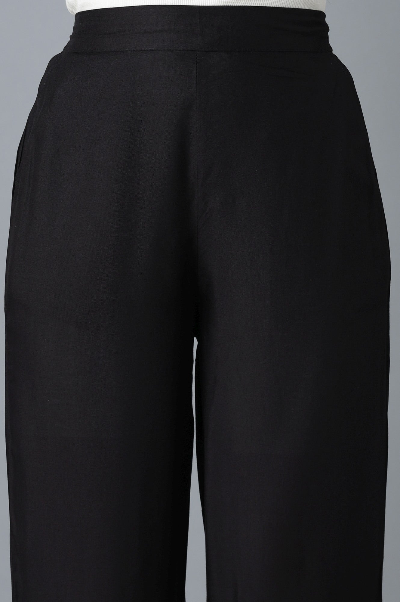 Black Solid Straight Fit Cotton Culottes With Elasticated Waist