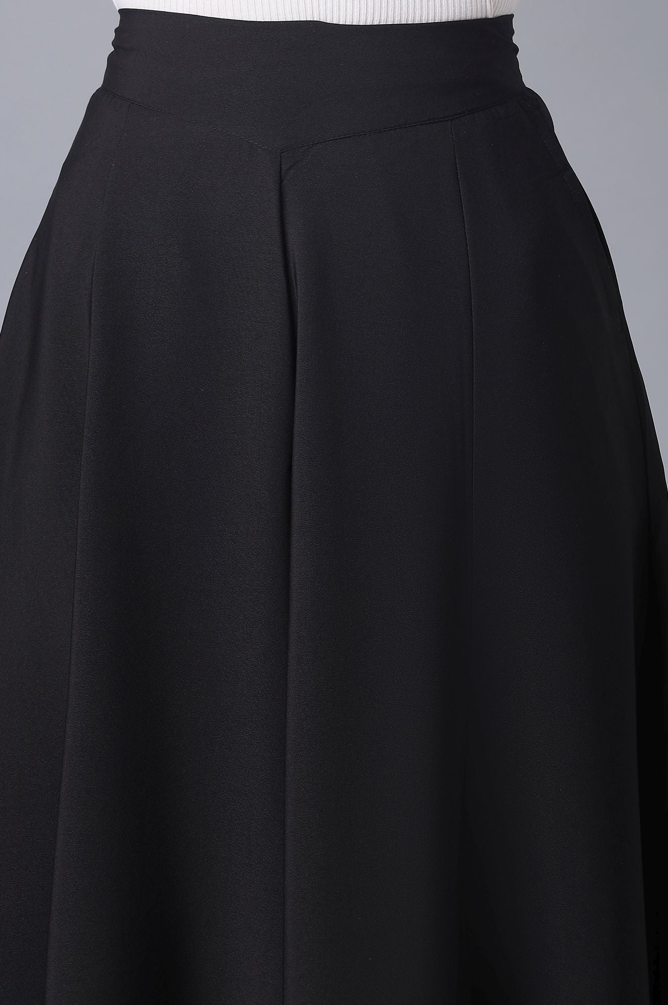 Black Solid Flared Woven Palazzo With Elasticated Waist