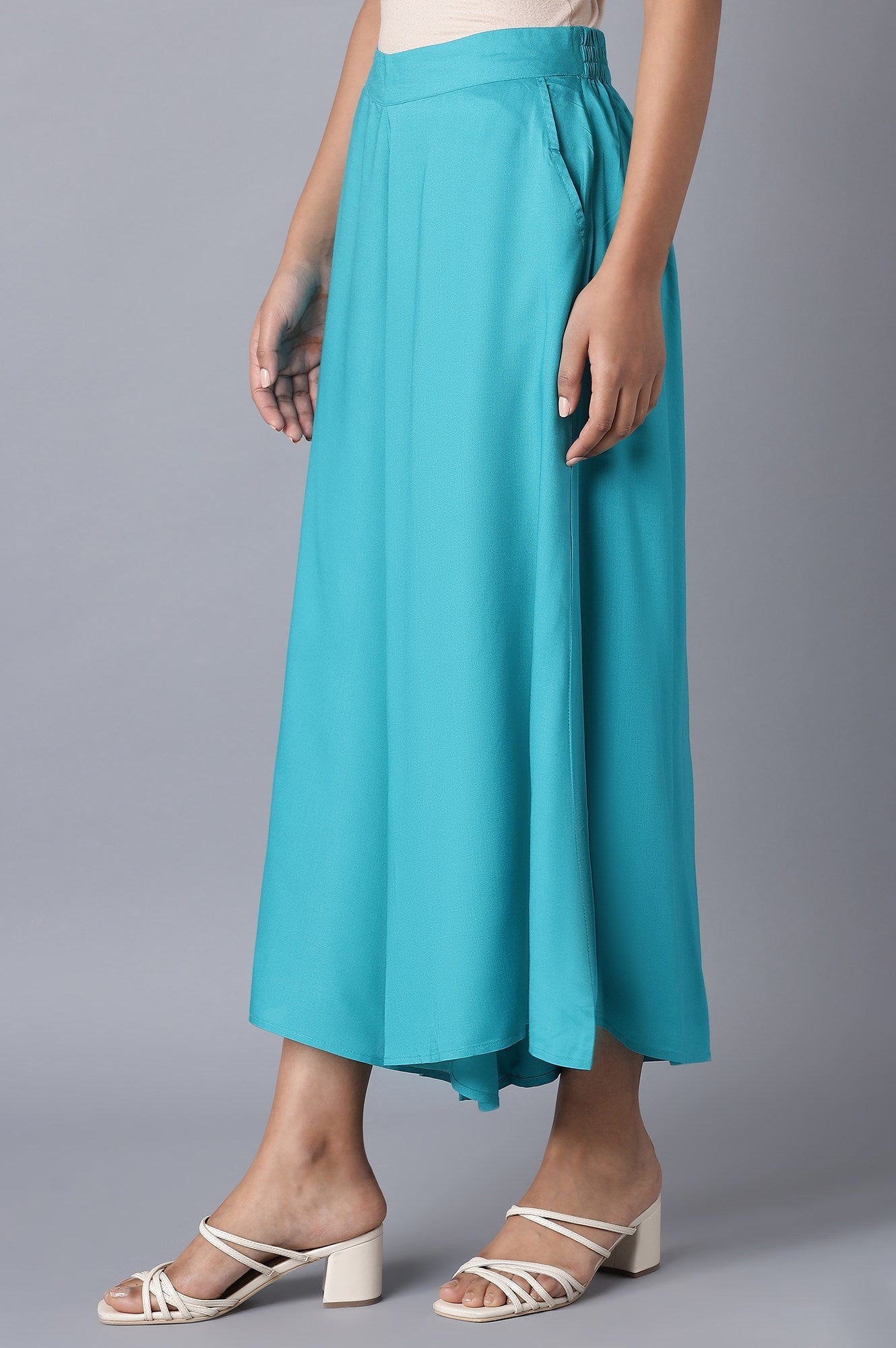 Turquoise Blue Solid Flared Cotton Culottes with Drawstring