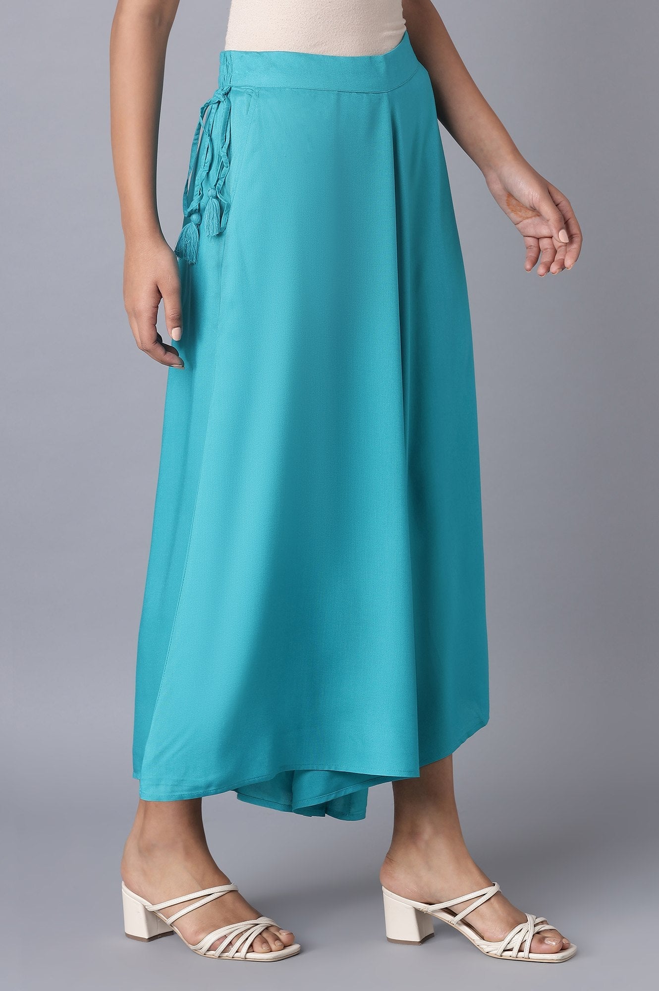 Turquoise Blue Solid Flared Cotton Culottes with Drawstring