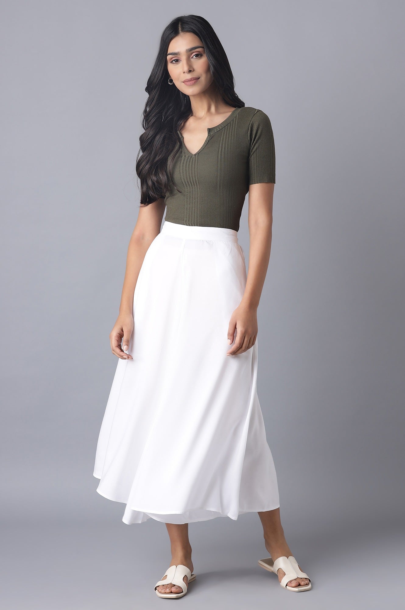 White Solid Flared Culottes With Drawstring