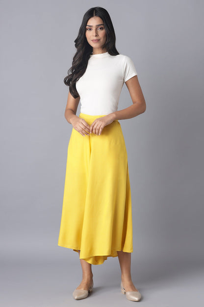 Yellow Solid Flared Cotton Culottes With Drawstring