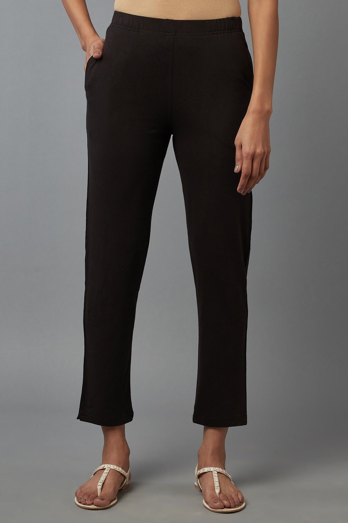Elleven Women's Black Solid Flared Cotton Pants With Elasticated Waist - S