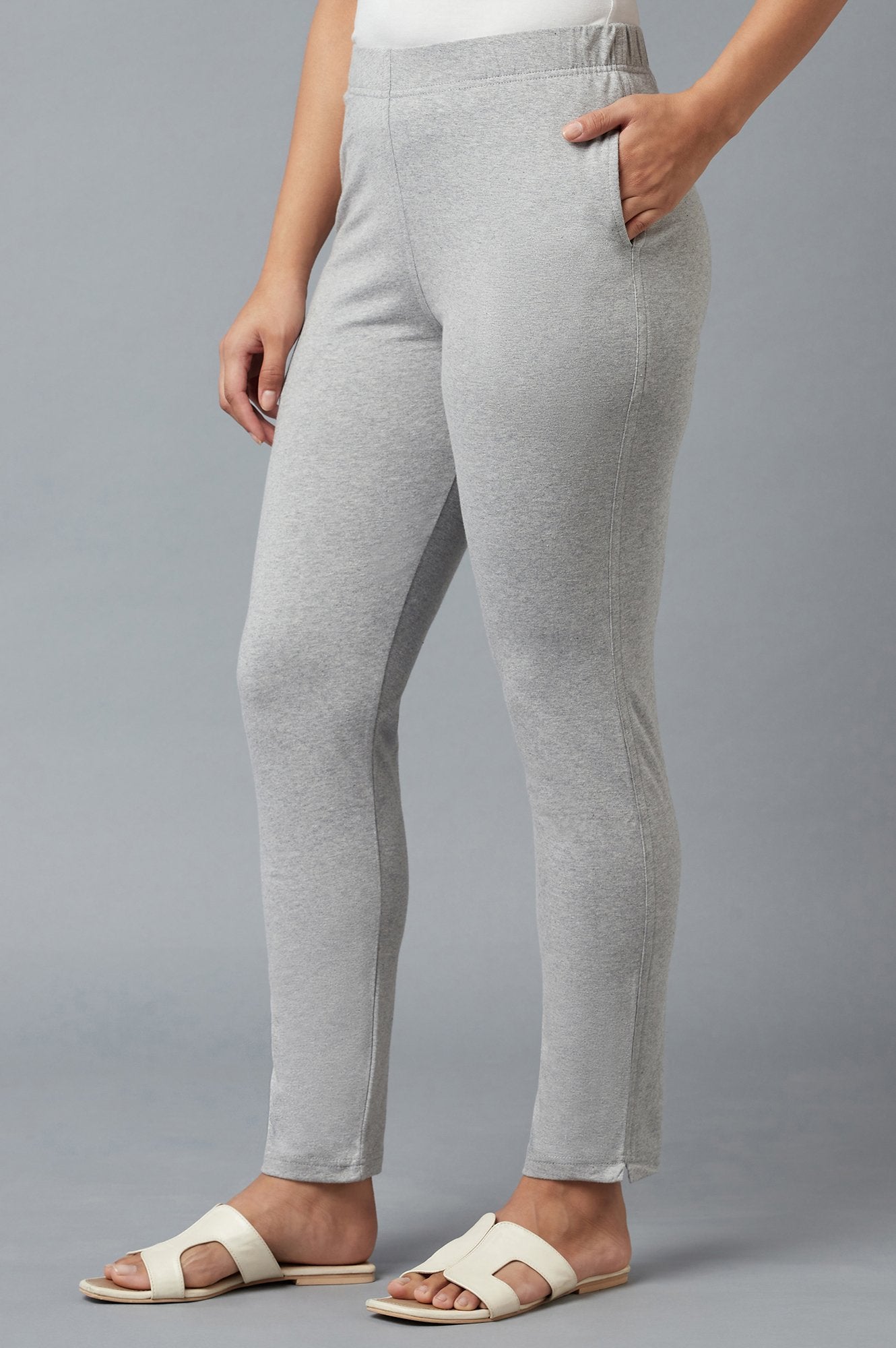 Grey Solid Regular Fit Cotton Pants With Elasticated Waist