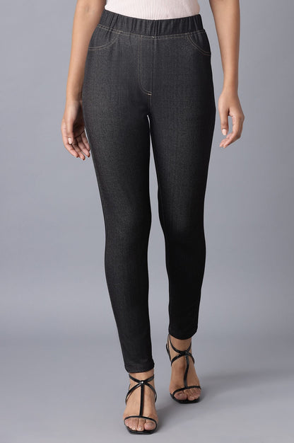 Black Solid Skinny Fit Cotton Jeggings With Elasticated Waist