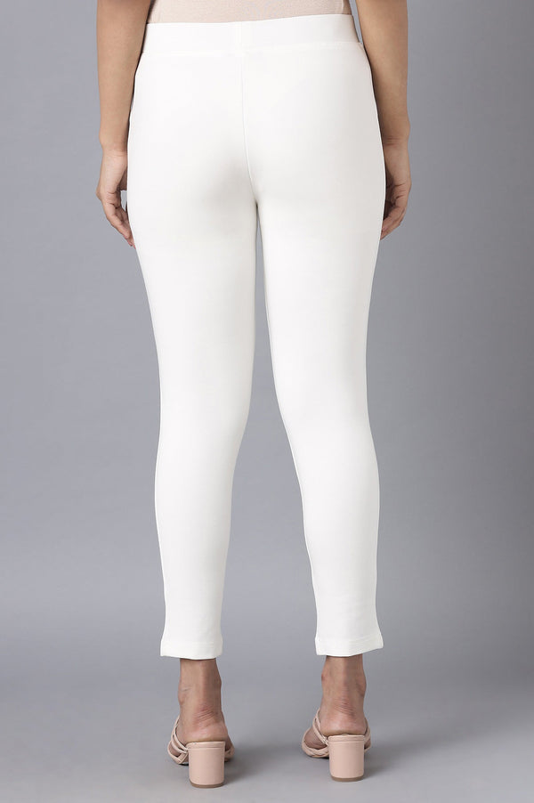 White Solid Straight Fit Pants With Elasticated Waist