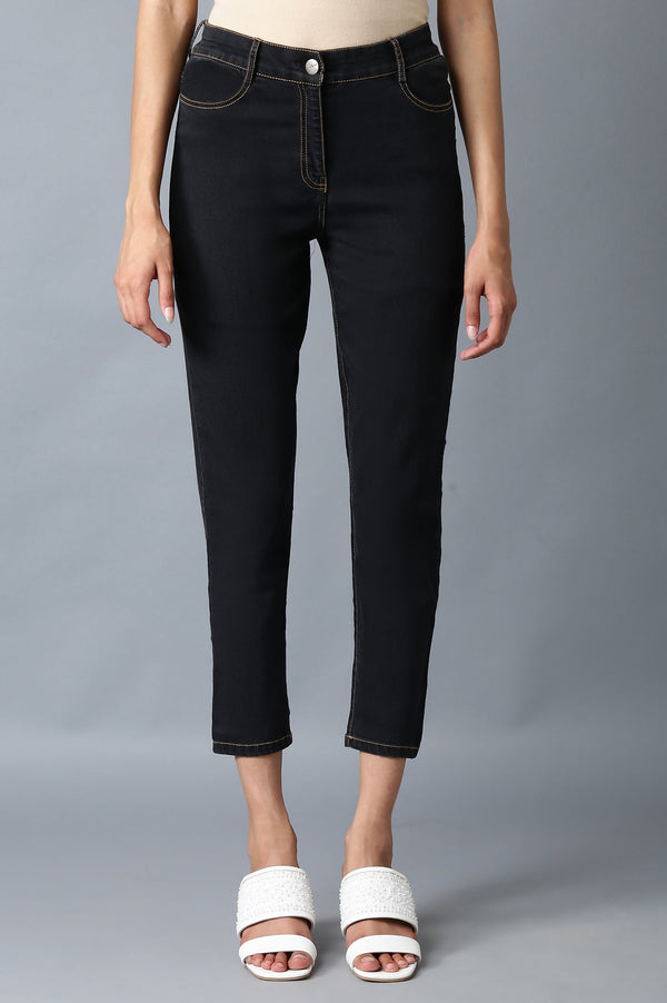 Grey Solid Slim Fit Denim Pants With Front Zip Closure