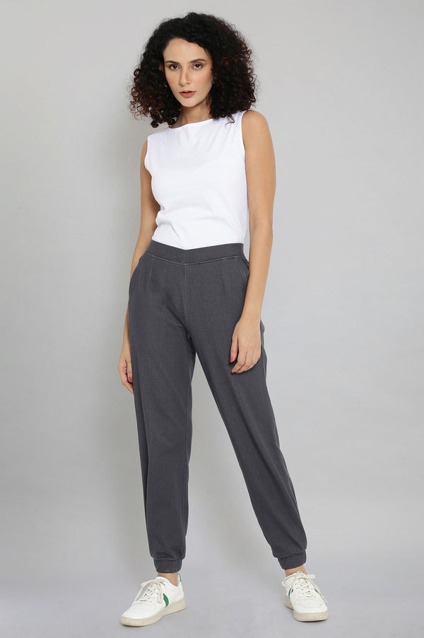 Elleven Women's Grey Solid Tapered Cotton Joggers With Elasticated Waist