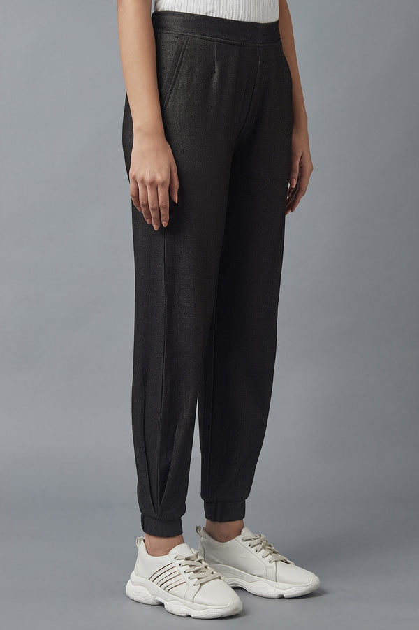 Elleven Women's Black Solid Tapered Cotton Pants With Pleated Detail