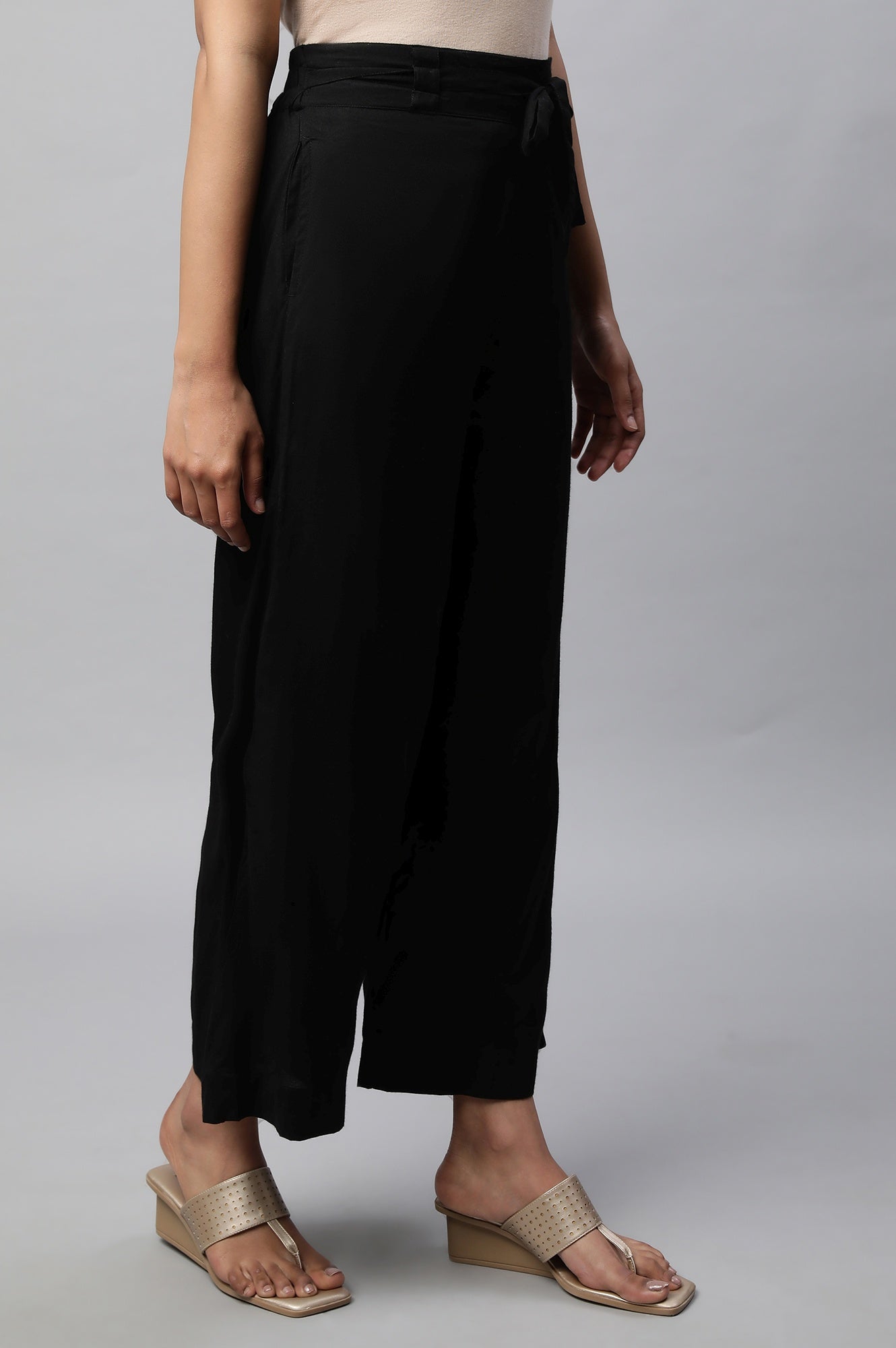 Black Solid Flared Cotton Palazzo With Elasticated Waist