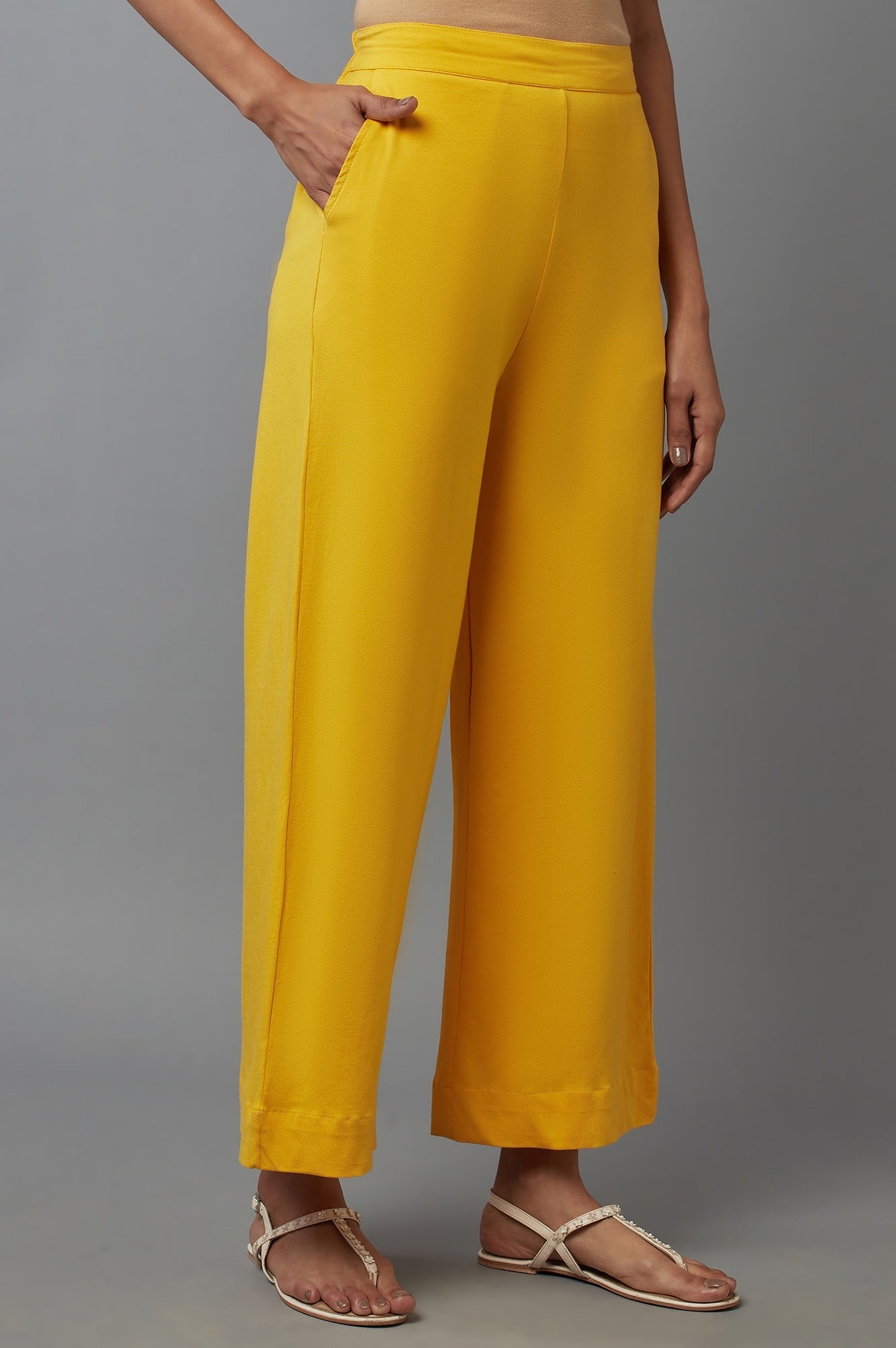 Yellow Solid Straight Fit Cotton Palazzo With Side Pockets