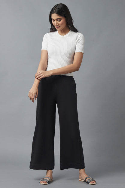 Black Solid Straight Fit Cotton Palazzo With Side Pockets