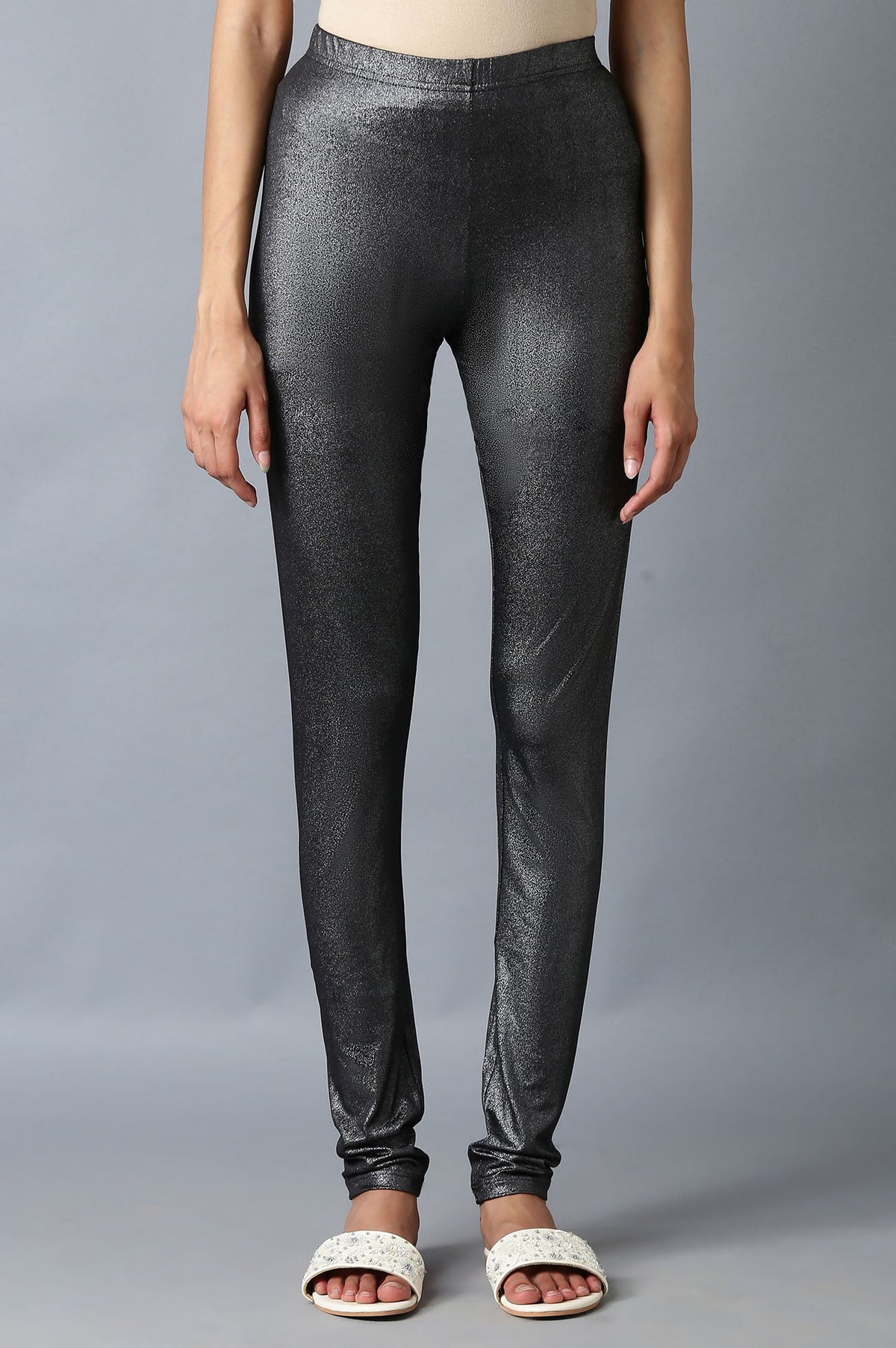 Elleven Women's Shimmer Black Skin Fit Churidar - S