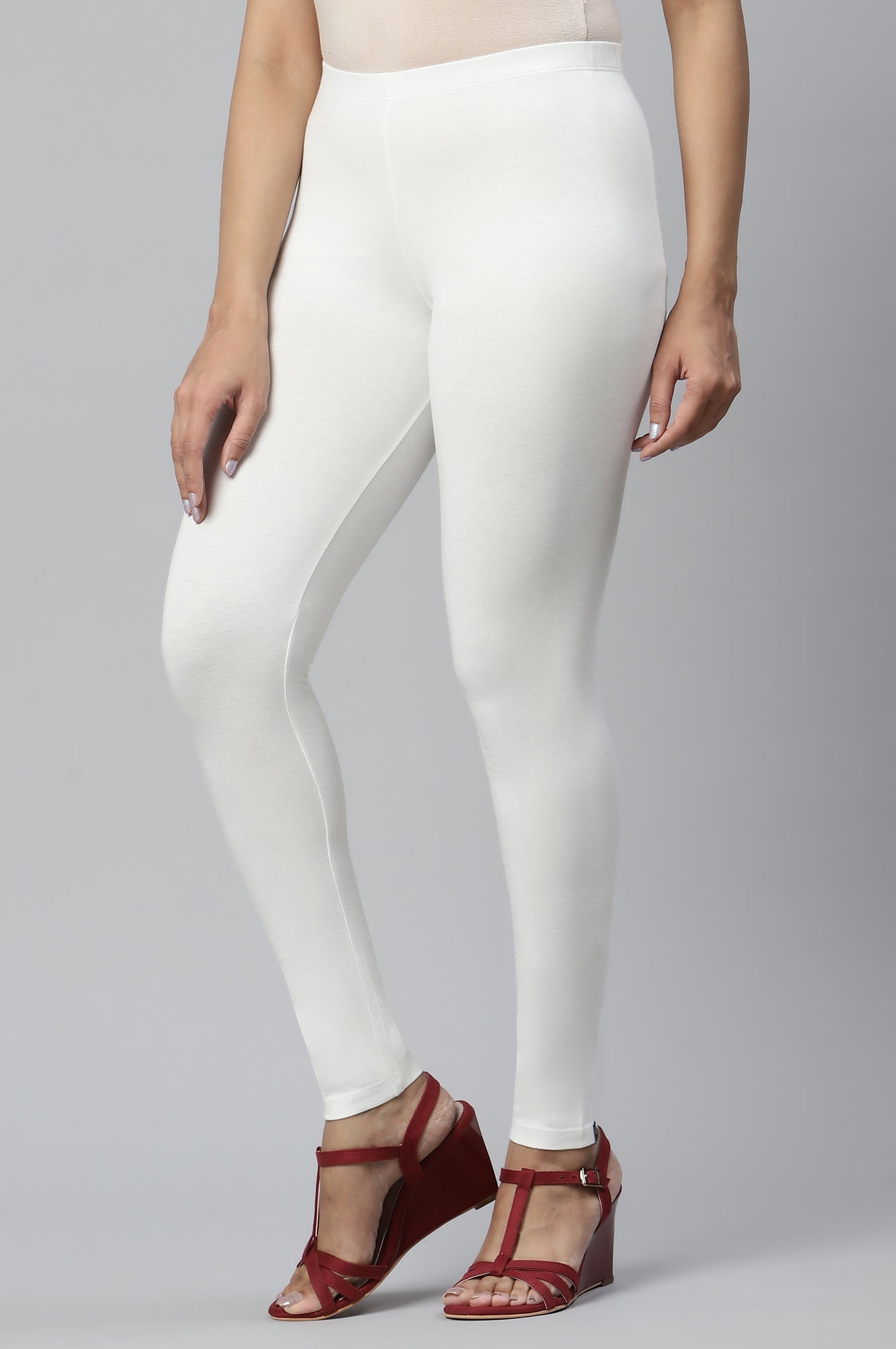 Off White Solid Skinny-fit Cotton Tights with Elasticated Waistband