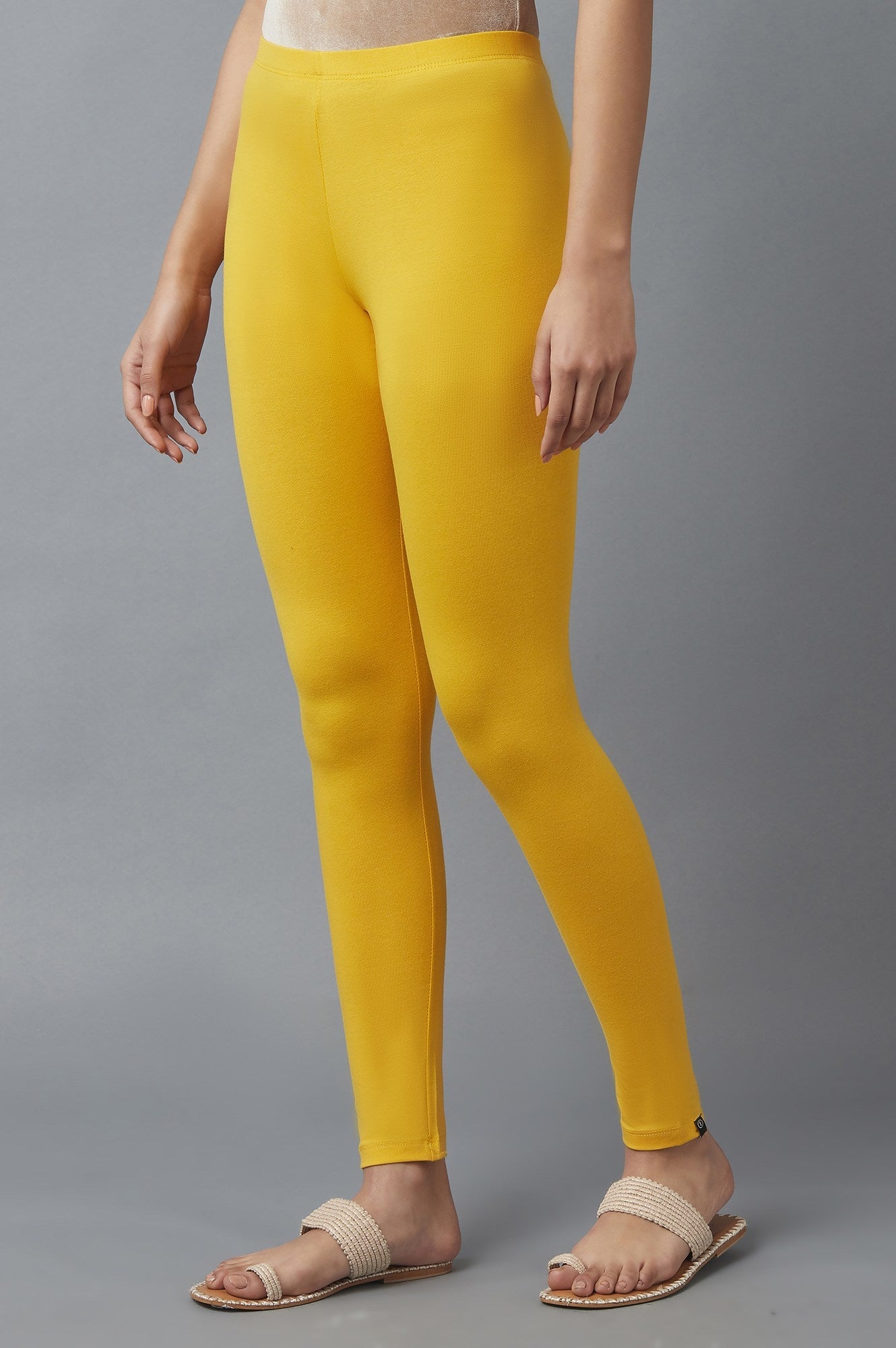 Yellow Solid Skinny Fit Cotton Tights With Elasticated Waist