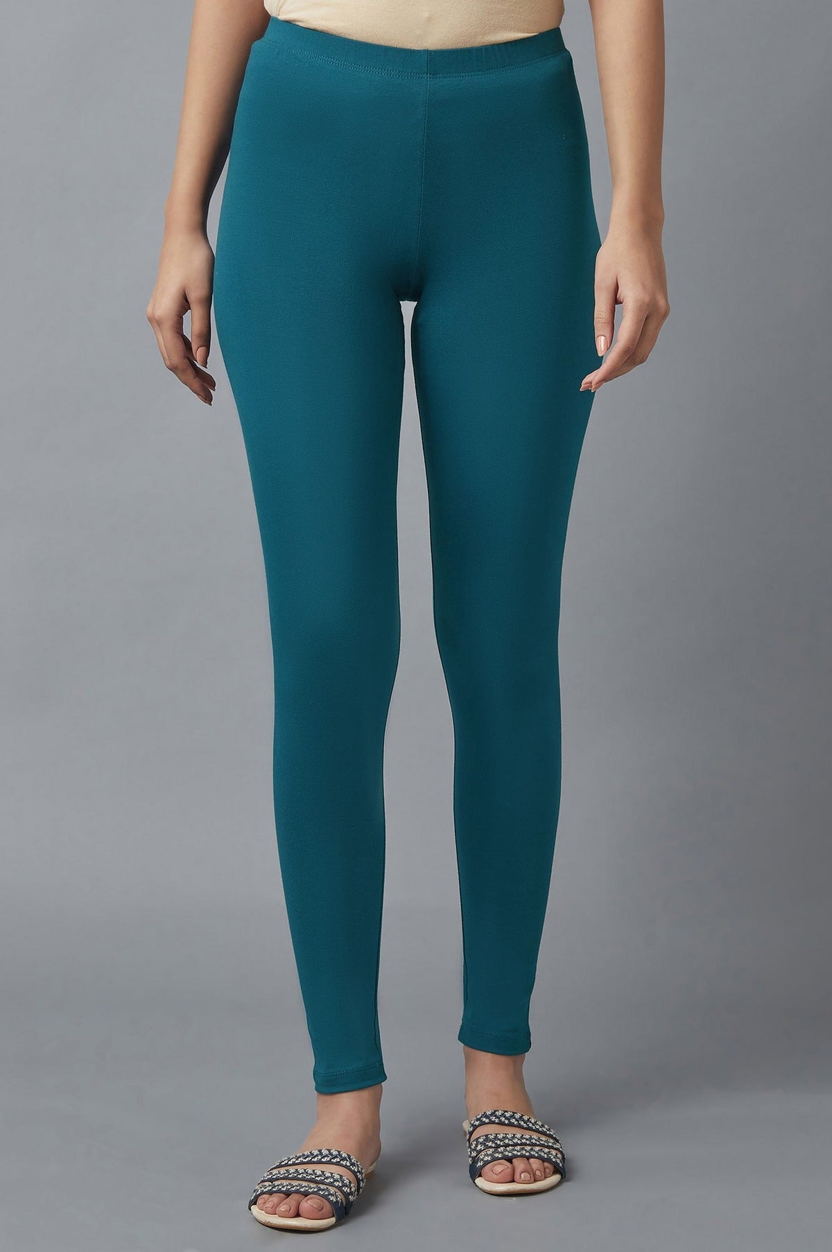 Elleven Women's Teal Solid Skinny Fit Cotton Tights With Elasticated Waist - S